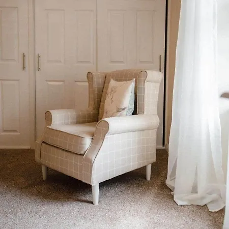 2 Mews Cottage *